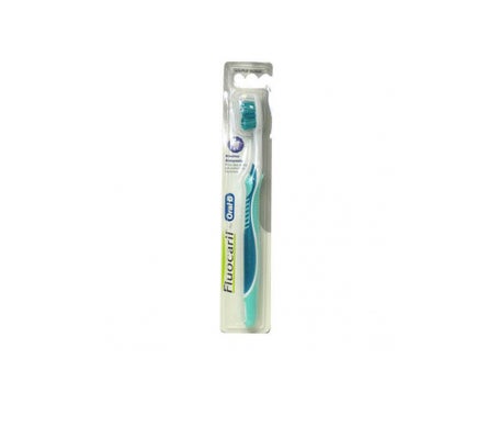 fluocaril blanqueamiento con cepillo de dientes blandos